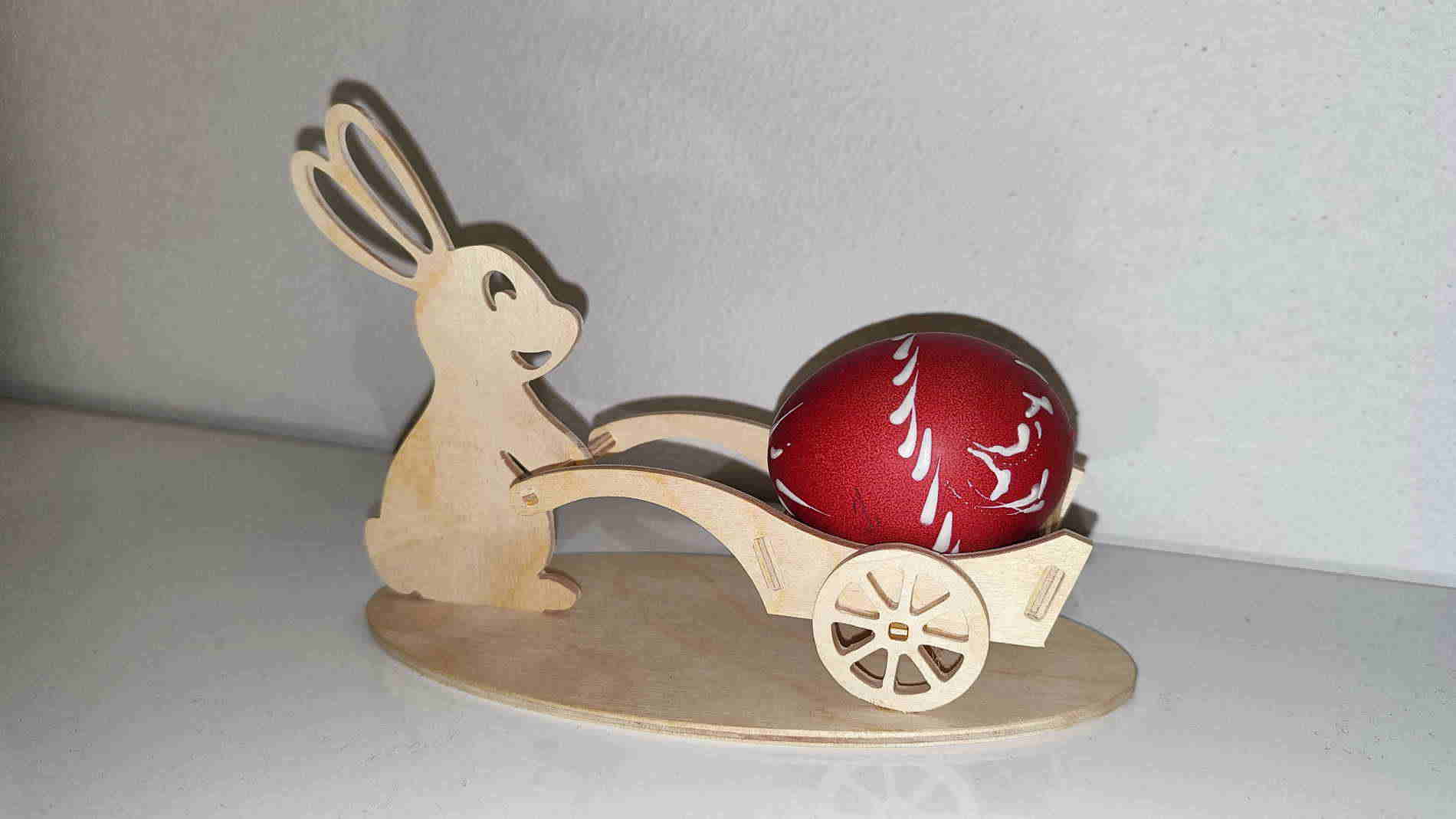 Velikonoční výrobky - zajíček s trakařem